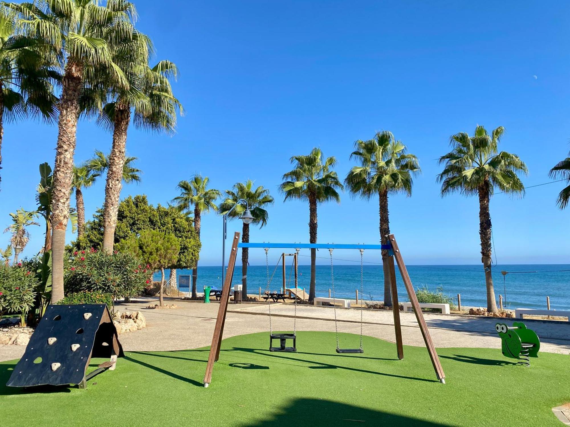 First Line Torrox Costa Appartement Buitenkant foto